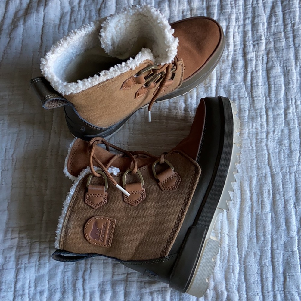 Sorel TIVOLI IV Waterproof Boots